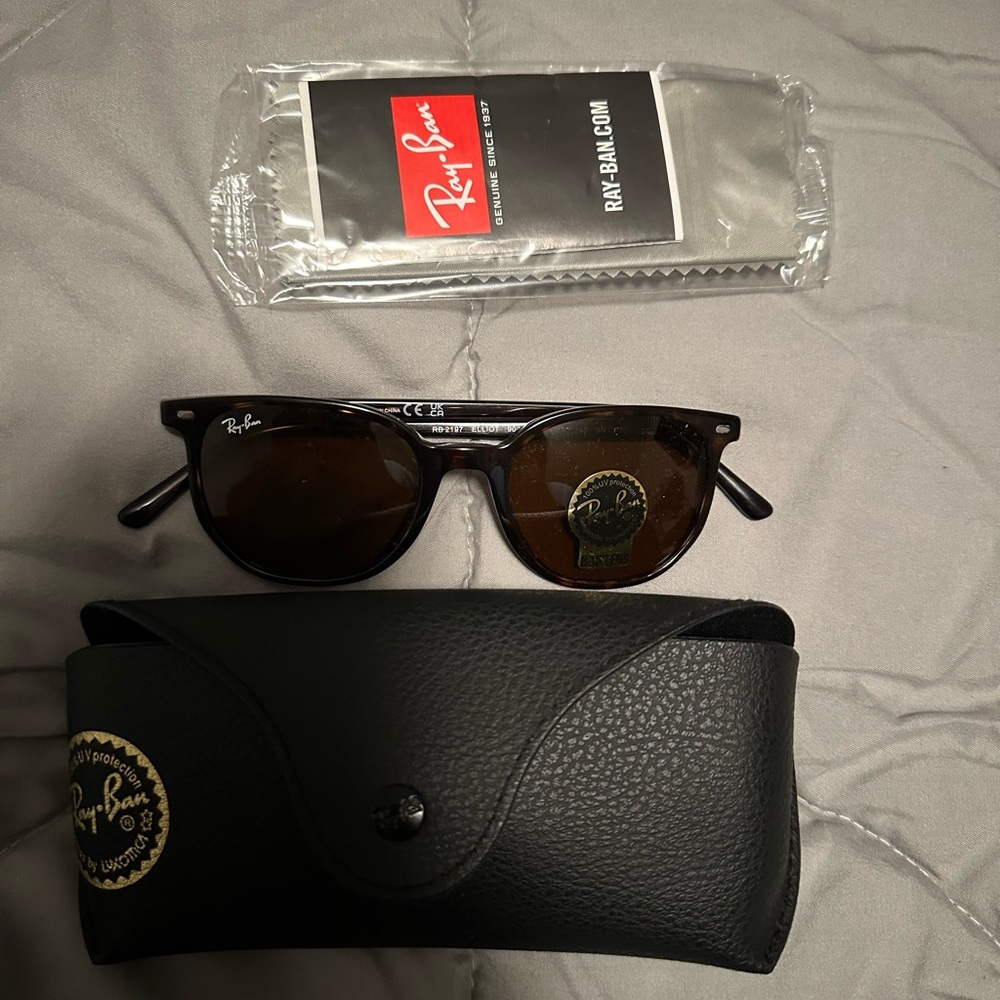NWT- Ray-bans, Elliot in Polished Havana with Brown Lens